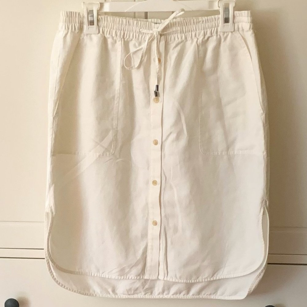 Vince shirttail hem skirt sz L